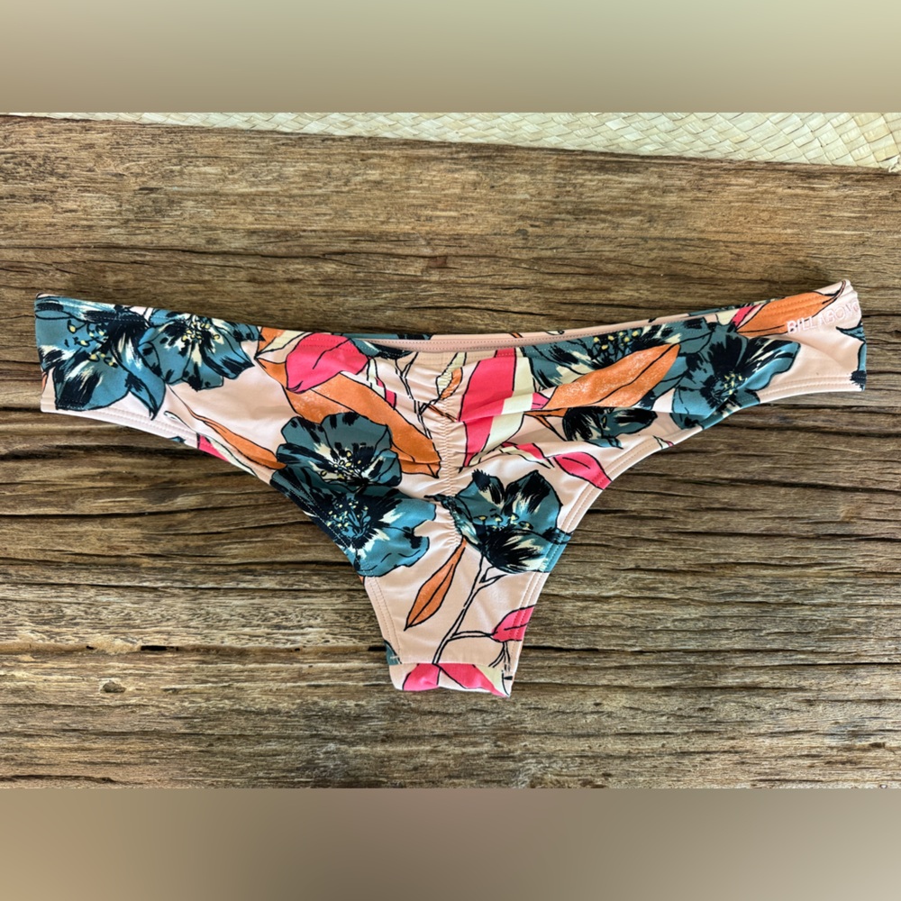 Billabong women’s Floral Pink & Teal Swimsuit bottoms - Picture 2 of 3